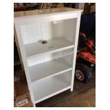 1 LOT BOOKCASE