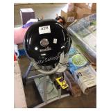 1 LOT CHAR BROIL PATIO BISTRO GRILL