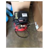 1 LOT CRAFTSMAN 4 GAL AIR COMPRESSOR