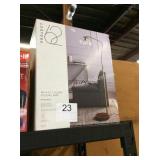 1 CTN FLOOR LAMP