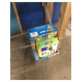 1 LOT V TECH ALPHABET ACTIVITY CUBE