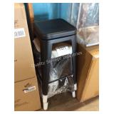 1 LOT 2 BAR STOOLS