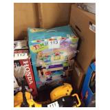 1 LOT LITTLE TIKES WONDER LAB