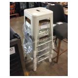 1 LOT 4 BAR STOOLS