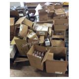 1 SKID STORE MERCHANDISE