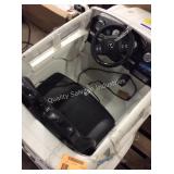 1 LOT MERCEDES RIDE ON