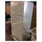 1 LOT WHITE REFRIGERATOR