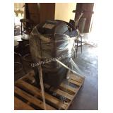 1 LOT TENNANT COMMERCIAL FLOOR CLEANER