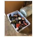 1 CTN CHILDRENS SHOES