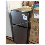 1 LOT WP COMPACT REFRIGERATOR