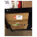 1 LOT STORE MERCHANDISE