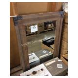 1 LOT ACCENT MIRROR