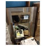 1 LOT ACCENT MIRROR