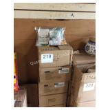 1 LOT STORE MERCHANDISE