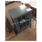 1 LOT ACCENT CABINET