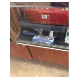 1 LOT 2 EAGLE EYE POCKET KNIVES (DISPLAY)