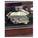 1 LOT WORK GLOVES (DISPLAY)