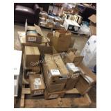 1 SKID STORE MERCHANDISE