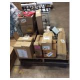 1 SKID STORE MERCHANDISE