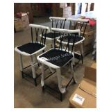 1 LOT 4 BAR STOOLS