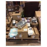 1 SKID STORE MERCHANDISE