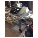 1 LOT WEBER SPIRIT 3 BURNER GAS GRILL
