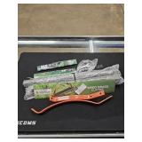 weed/grass cutter tool (display case)