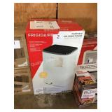 1 LOT FRIGIDAIRE PORTABLE A/C