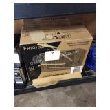 1 LOT FRIGIDAIRE 5000BTU A/C
