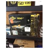 1 LOT WET TILE SAW