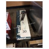 1 LOT ANVIL TILE CUTTER