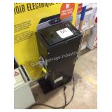 1 LOT COFFEE GRINDER