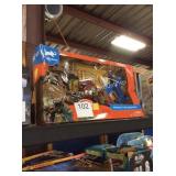 1 LOT ANIMAL PLANET PLAY SET