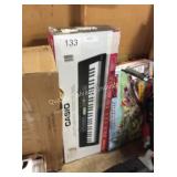 1 LOT CASIO KEYBOARD