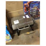 1 LOT CHAR BROIL GAS GRILL