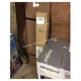 1 LOT STORE MERCHANDISE