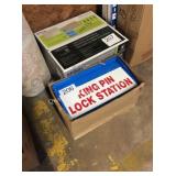 1 LOT KING PIN LOCK STATION