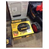 1 LOT DEWALT PRESSURE SURFACE CLEANER