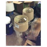 1 LOT 2 TABLE LAMPS