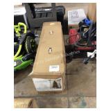 1 LOT 7.5FT PRELIT TREE