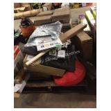 1 SKID STORE MERCHANDISE