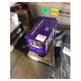 1 CTN CLOTHES HANGERS