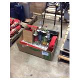 1 LOT CHRISTMAS DECORATIVES