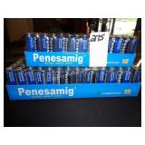 penesamig dbl & triple a batteries (display)