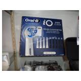 oral b 9ct replacement brush heads (display)