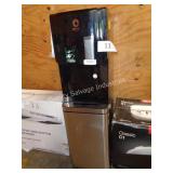 primo water dispenser (damaged)