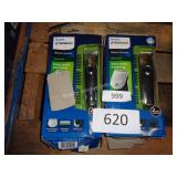 2 philips beard trimmers