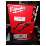 milwaukee neck light