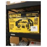 1 CTN DEWALT POWER STATION JUMP STARTER/AIR