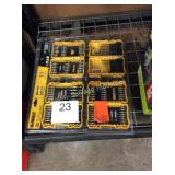 1 LOT DEWALT 136PC DRILL SET